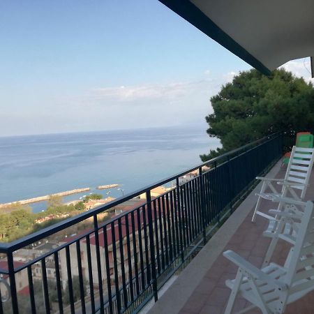 Casa Vacanze La Petrusella トラビーア エクステリア 写真