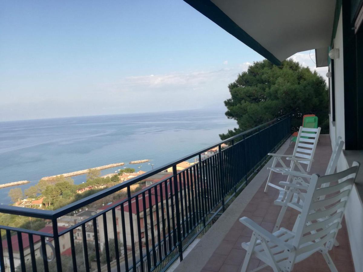 Casa Vacanze La Petrusella トラビーア エクステリア 写真