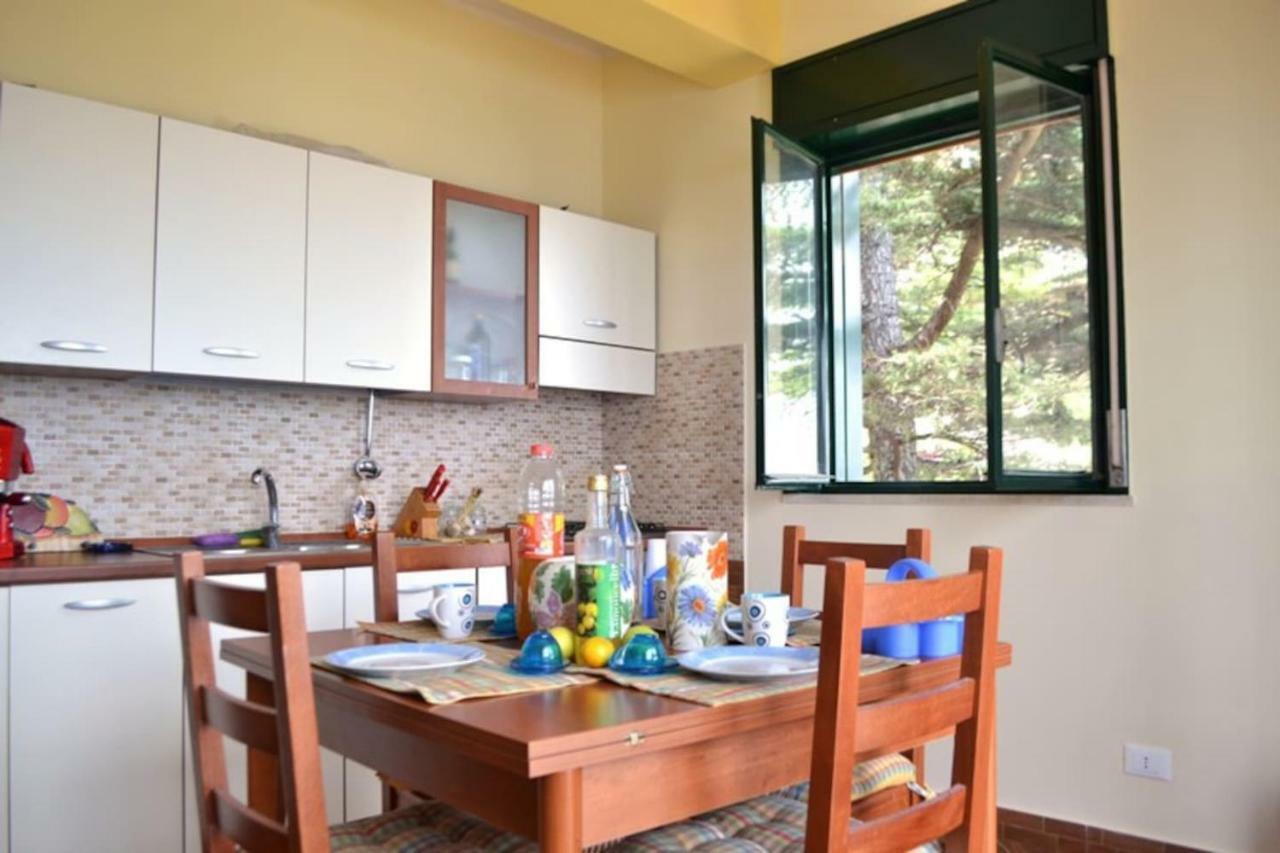 Casa Vacanze La Petrusella トラビーア エクステリア 写真