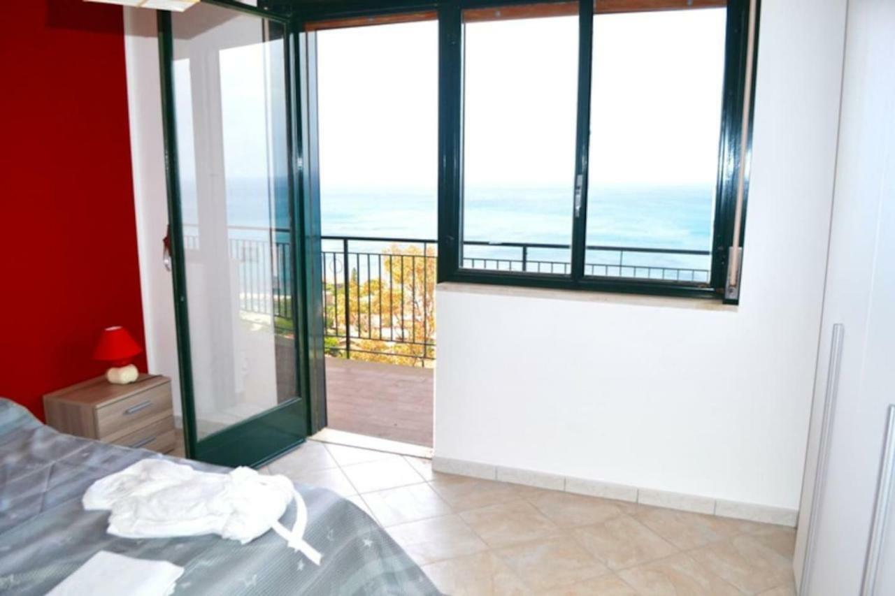 Casa Vacanze La Petrusella トラビーア エクステリア 写真